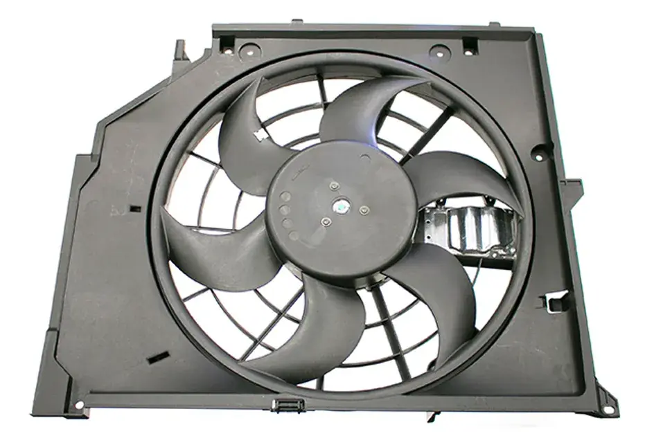 Best Price CoolXpert Engine Cooling Fan Assembly - 17117561757